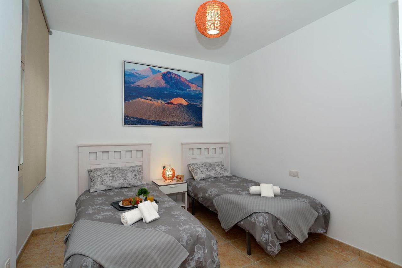 Apartamento El Pueblo Playa Blanca  Exterior photo